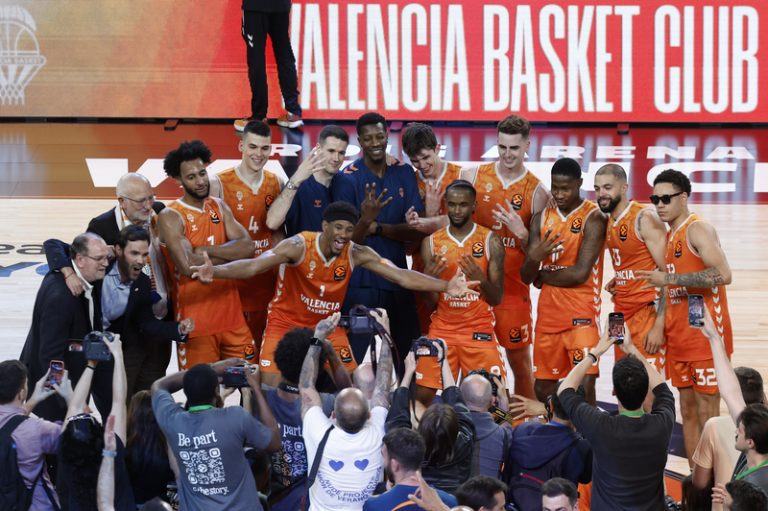 València Basket debuta en una Final Four d’Eurolliga sense experiència prèvia a Atenes