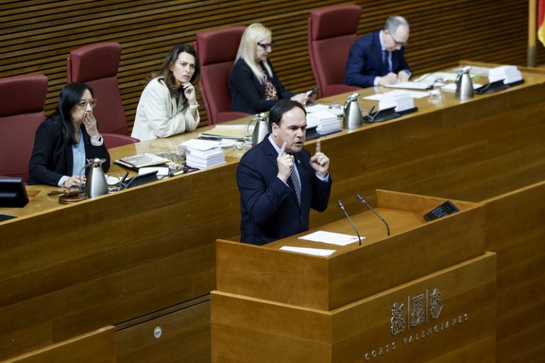 Pérez Llorca acusa l’oposició de convertir les comissions d’investigació en armes polítiques