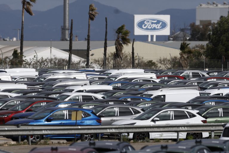 Femeval veu en el nou model de Ford a Almussafes una garantia d’estabilitat per a l’ocupació