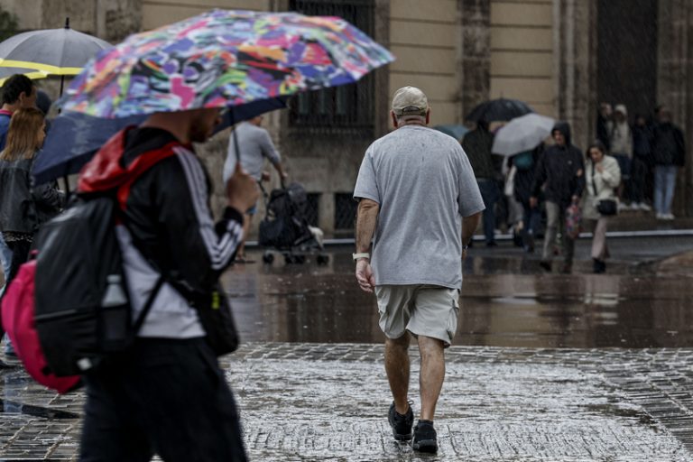 Avís groc per pluges i tempestes el diumenge a l’interior sud de València