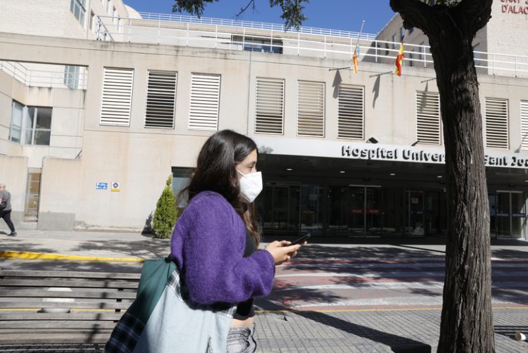 La pacient aïllada a Alacant per possible hantavirus se sotmet hui a una tercera PCR