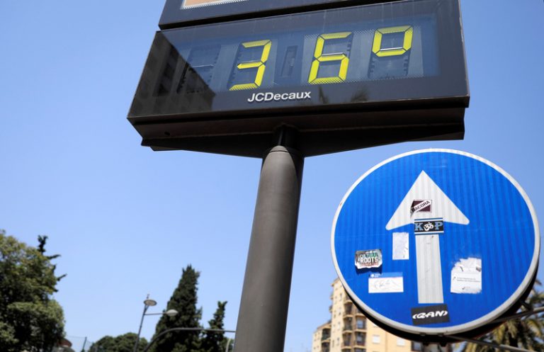 La calor s’empitjora: avís groc en onze comunitats i fins a 36 graus a València