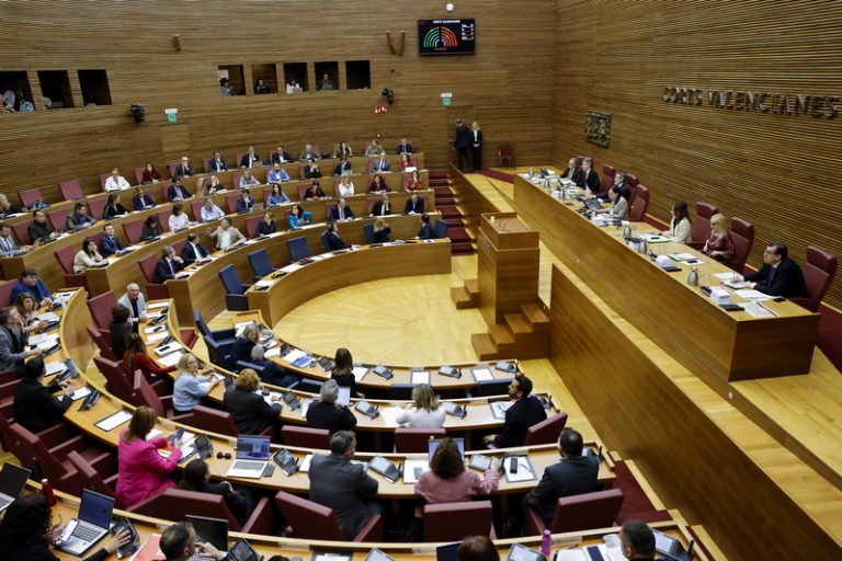 Pérez Llorca explicarà en Les Corts la seua gestió, l’aforament de Mazón i l’impacte en l’ocupació
