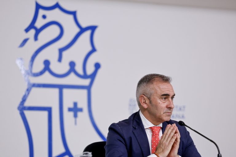 El Consell titlla de caos la regularització extraordinària d’immigrants del Govern central