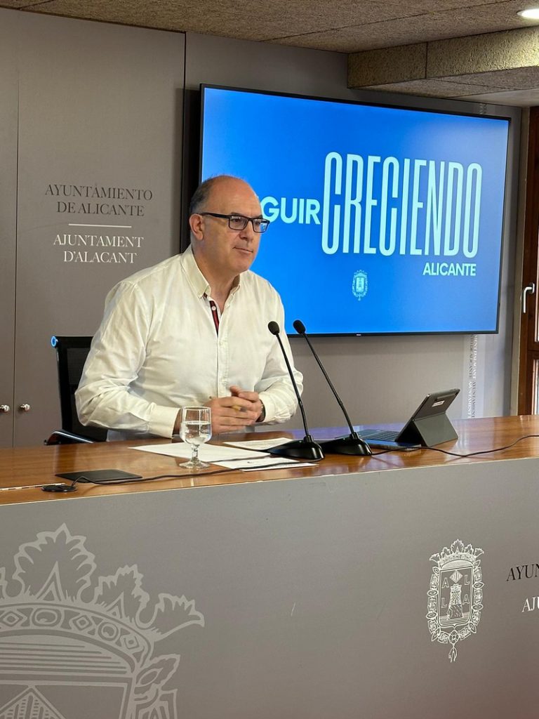 Alacant recorrerà l’anul·lació parcial dels plecs del contracte d’autobusos urbans