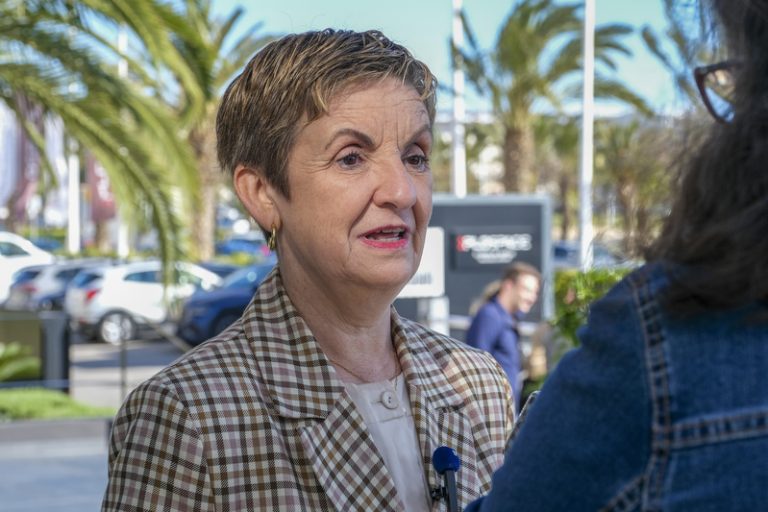 El Consell veu en el fort creixement de passatgers la prova que urgix ampliar els aeroports valencians