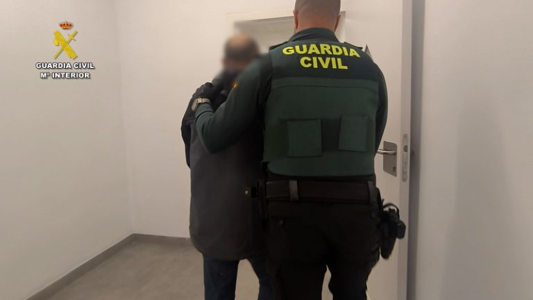 Presó per a tres hòmens que van intentar assaltar un caixer a Benifairó de la Valldigna