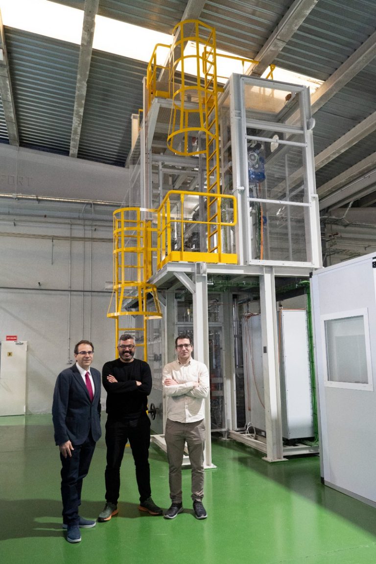 La nova tecnologia valenciana que convertix residus siderúrgics en ferro amb hidrogen verd