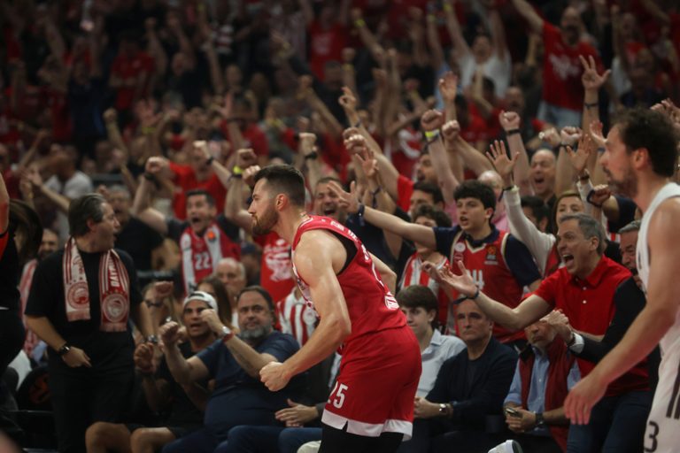 Olympiacos recupera el tron europeu en una final agònica davant el Reial Madrid