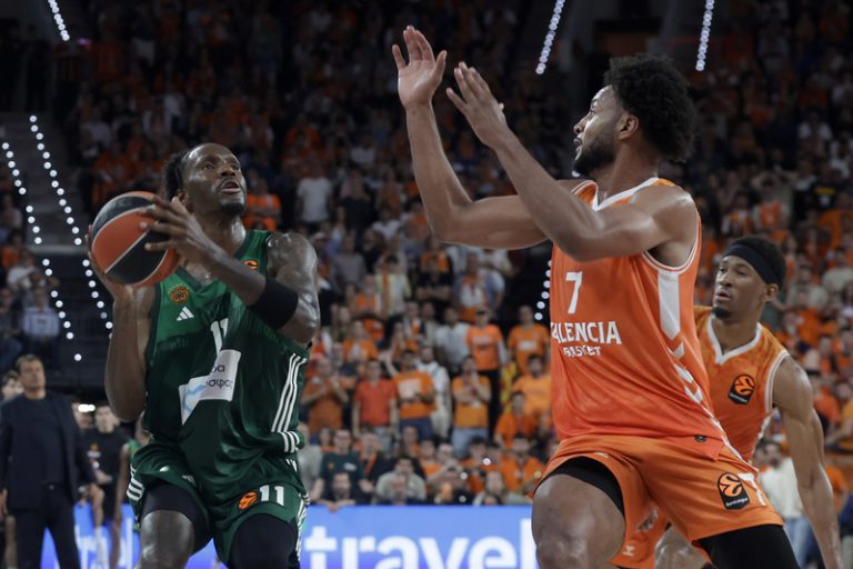 El València Basket es juga a Manresa la segona plaça i moral per a l’Eurolliga