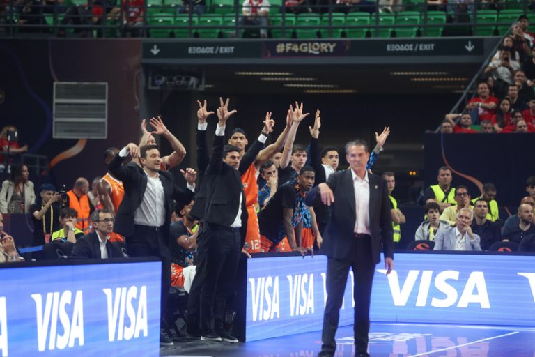 Pedro Martínez lamenta l’eliminació del València Basket davant el Reial Madrid en l’Eurolliga