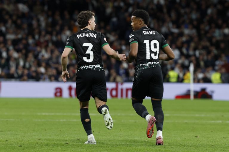 Elx i Getafe confirmen els seus onces: quatre canvis locals i onze azulón repetit