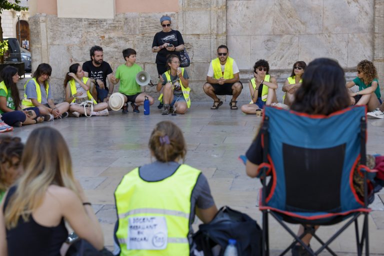 La reunió telemàtica d’Educació sobre ràtios arranca sense UGT ni CCOO