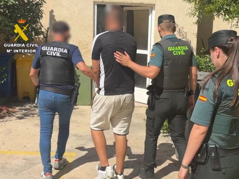 Presó per al jove que va provocar un incendi i va amenaçar a veïns a Callosa de Segura