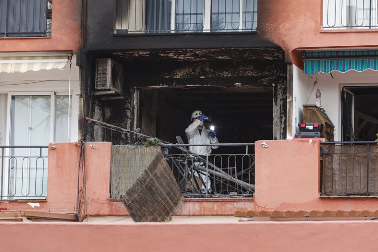 Xàbia concedix la medalla de la ciutat a Gerson Andrés Rincón per la seua actuació heroica en un incendi