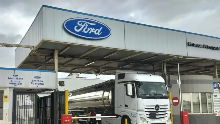 Vista de la factoría Ford en Almussafes, València