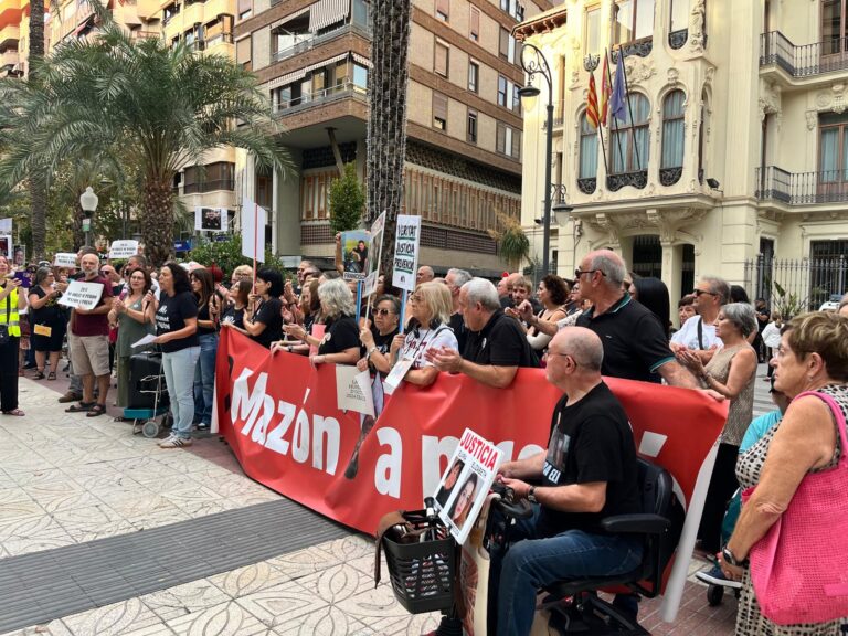 Les víctimes de la DANA reclamen presó per a Mazón a un mes dels dos anys del 29O